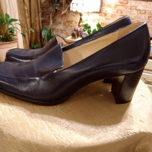 Shoes - Antonia Melani Shoes